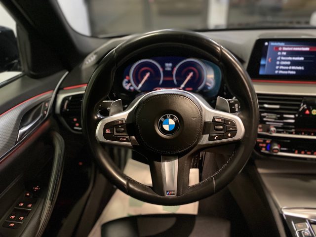 02/2018 BMW, 525
